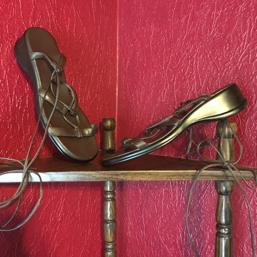 RARE VINTAGE VSC gladiator sandals 9